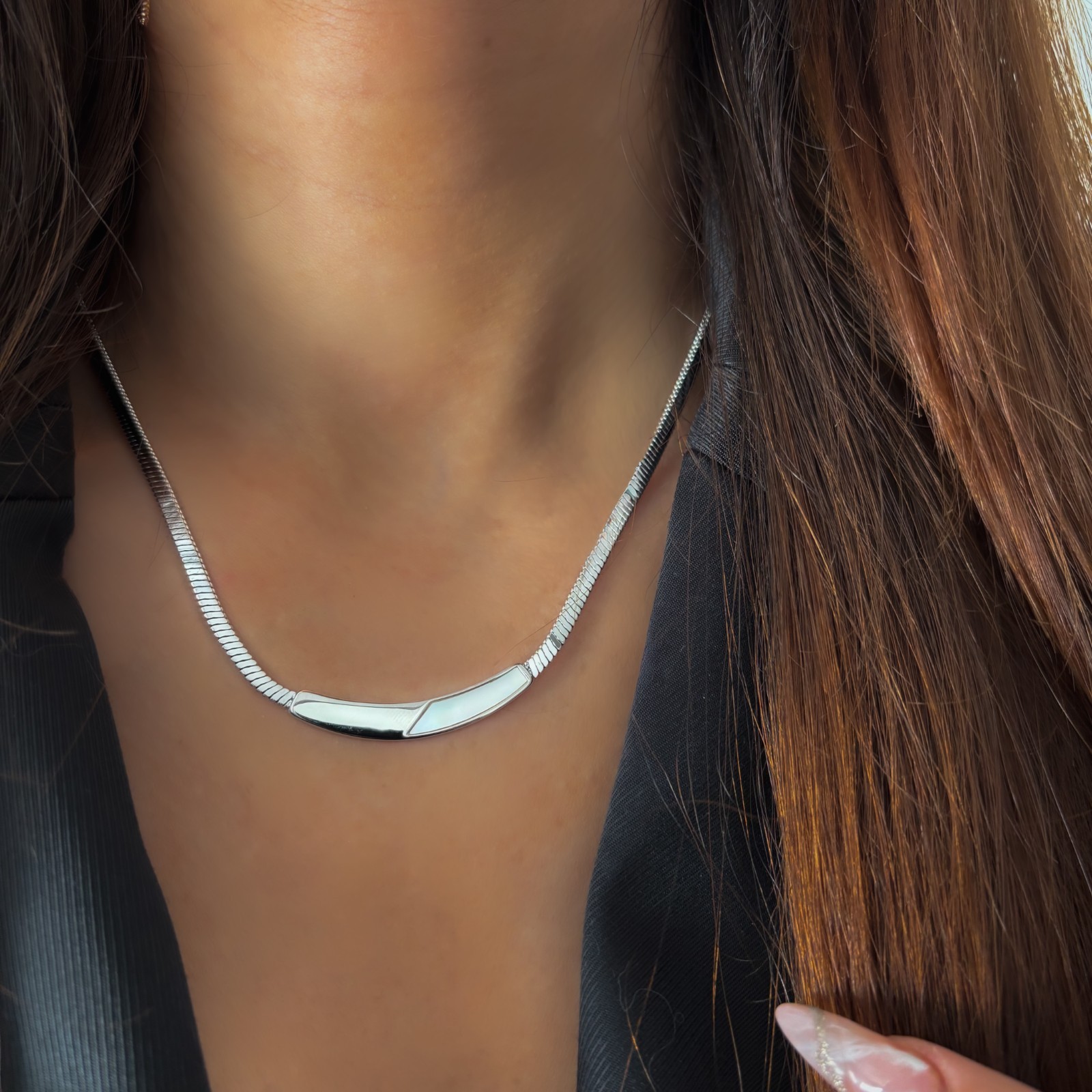 Collier argenté en acier inoxydable au poli miroir d'exception