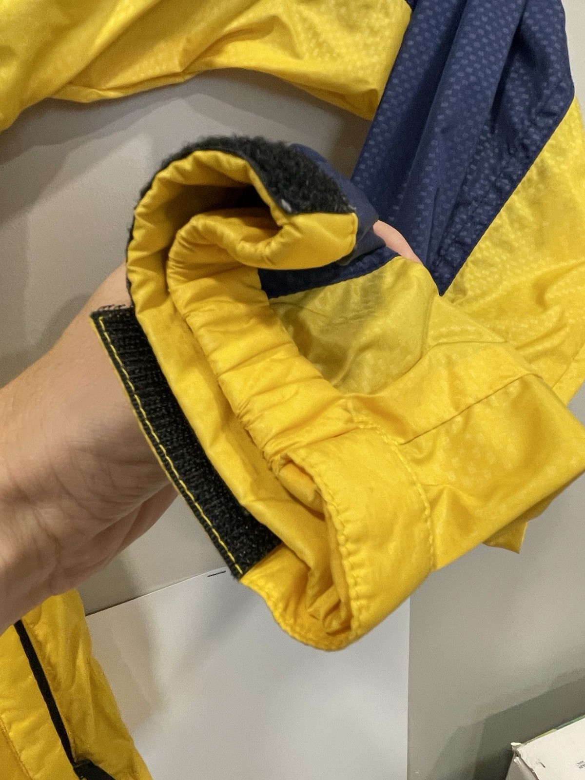 VINTAGE 90' RALPH LAUREN POLO SPORT YELLOW WINDBREAKER FULL ZIP JACKET SZ MEDIUM thumbnail 9