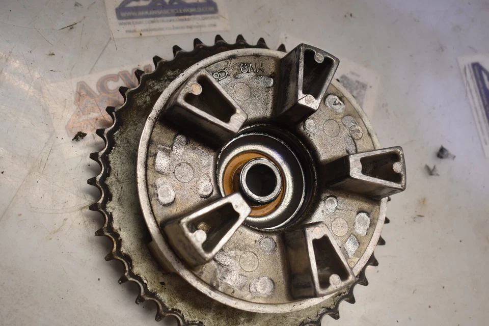 Piñón de tracción del buje trasero F3-12 2002 Honda Shadow Spirit VT750 VT 750 DC 02 Foto 4 de 4