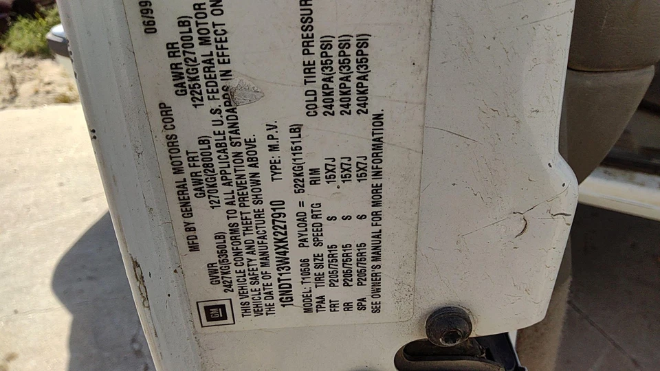 1996-05 S10 Blazer Complete Central Port Fuel Injector Assembly Oem Spider 4.3l - Image 4 of 4