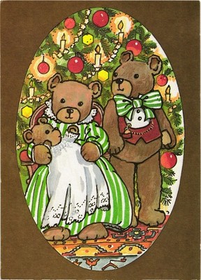 The Bear Family Christmas Portrait Repro Postcard Unposted
