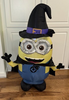 Gemmy Despicable Me Minion Halloween 3.5 ft Dave as Witch Airblown Inflatable