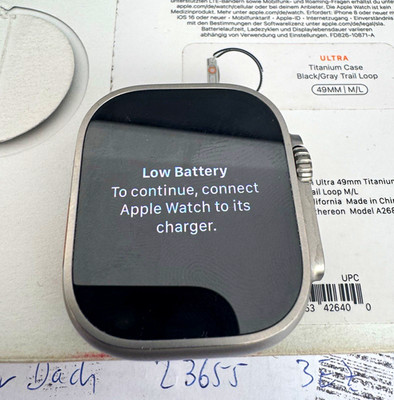 Apple Apple Watch Ultra 49 mm Titan Silber, gebraucht mit Aktivierungssperre