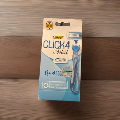 BIC Click 4 Soleil Women's Disposable Razors, 4 Blades, 1 Handle + 4 Cartridges