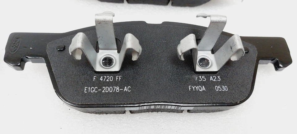 Ford Fusion Hybrid SE 2019 2020 kit de revestimiento de pastillas de freno delanteras de cerámica E1GZ2001A Foto 4 de 4