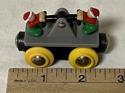 BRIO Wooden Train Polar Express Elf Handcar Compatible with Thomas - Picture 2 of 5