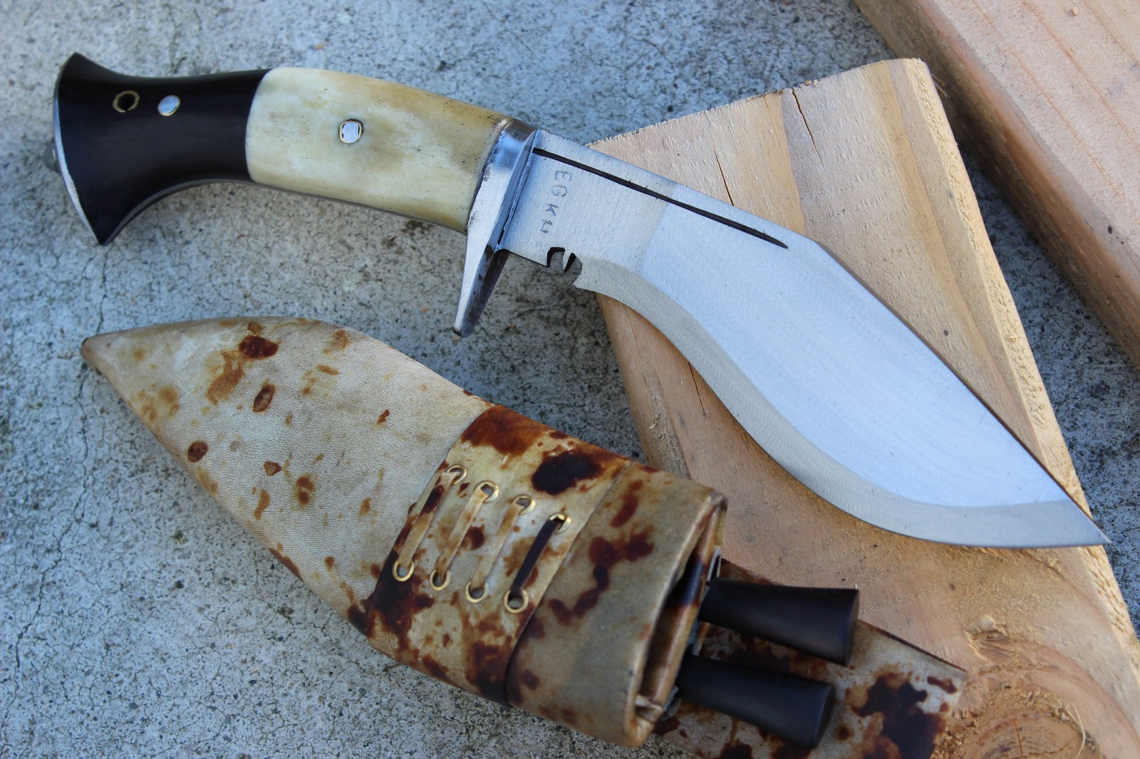 Full Tang Guard Handle Historic Kukri, Traditional EGKH Khukuri, Gurkha