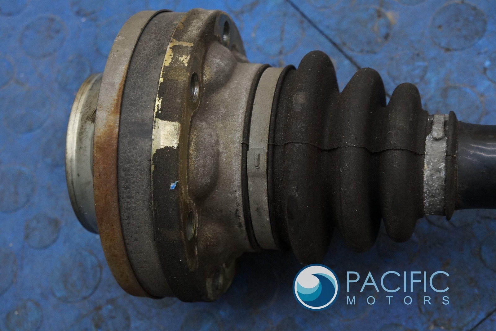 Rear Left Driver Side Axle CV Axle Driveshaft PE102357PA Bentley Arnage 2003