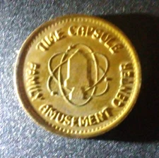 TIME CAPSULE FAMILY AMUSEMENT CENTER VINTAGE AMUSEMENT  TOKEN-L@@K!
