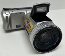 SONY Digital DSC-F707 w/ Carl Zeiss Vario-Sonnar - NOT TESTED