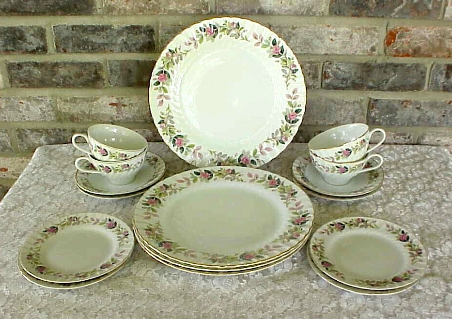 Dinnerware set cheap deals