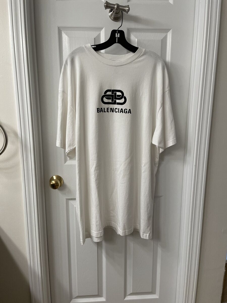 $595 Balenciaga oversized BB logo T-shirt Size M | eBay $595 Balenciaga oversized BB logo T-shirt Size M | eBay