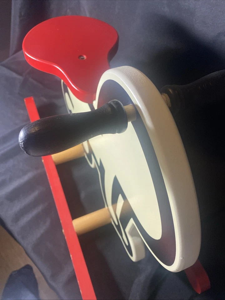 Caballo mecedor Keith Haring “Radiant Baby” de Vilac - Arte de museo coleccionable - Foto 3 de 4