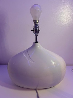 Belleek Living Keramik Lampe elfenbeinfarben funktionstüchtig 