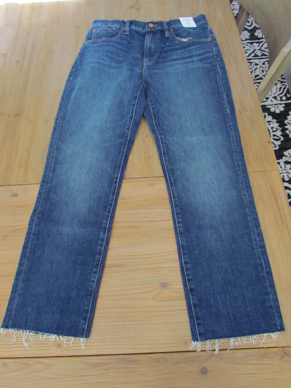 NWT J.Crew Women's Size 28 Raw Hem Slim Boyfriend Jean Style # AF891