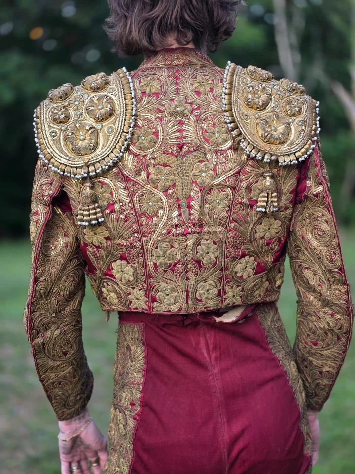 ANTIQUE 19TH C SPANISH MATADOR BULL FIGHTING SUIT W METALLIC GOLD BULLION EMB - Image 3 of 4