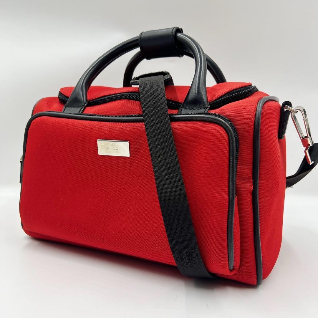 Gucci Red Canvas Leather Unused 2-Way Camera Crossbody Bag