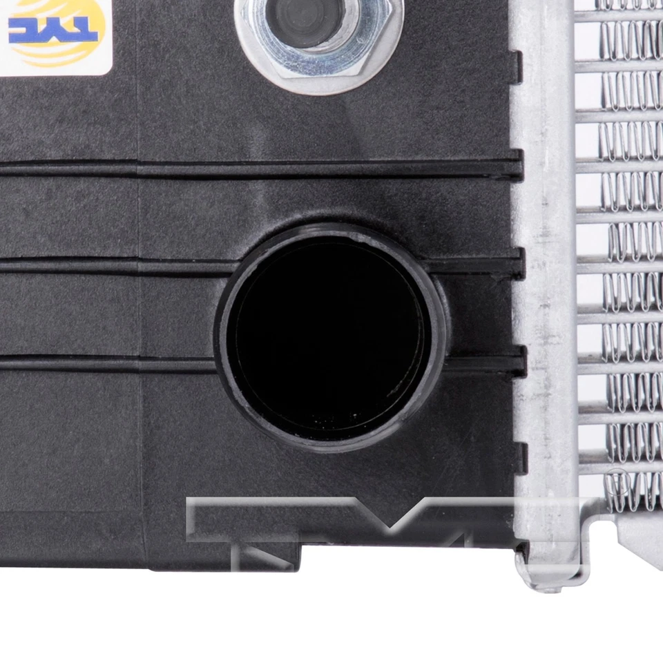 For Nissan NV3500 2012-2016 TYC 13335 Engine Coolant Radiator - Изображение 4 из 4