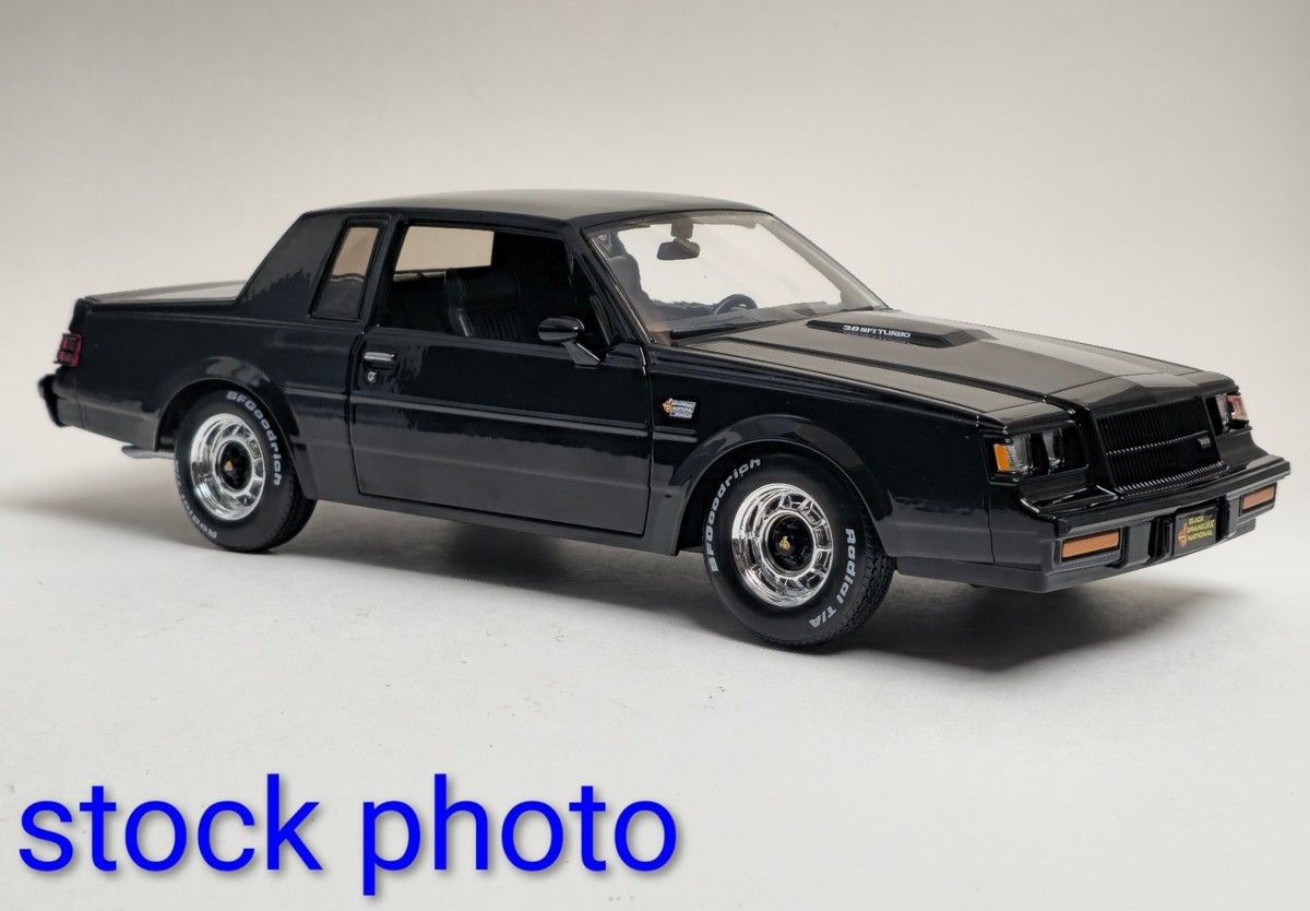 Maisto 1:18 1987 Buick Grand National Black Costco Special Edition