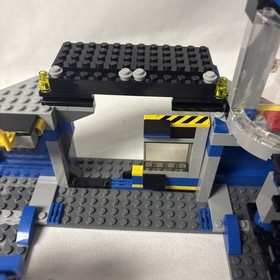 Lego Marvel 76018 Hulk Lab Smash Incomplete w/Manuals NO Minifigures/Weapons