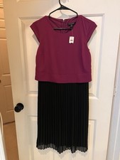 Banana Republic Pleated Midi Dress Size 0 Berry/Black NWT