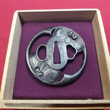 Echizen-jū Kinai “Aoi-mon” Openwork Tsuba – Edo Period – with Paulownia Box