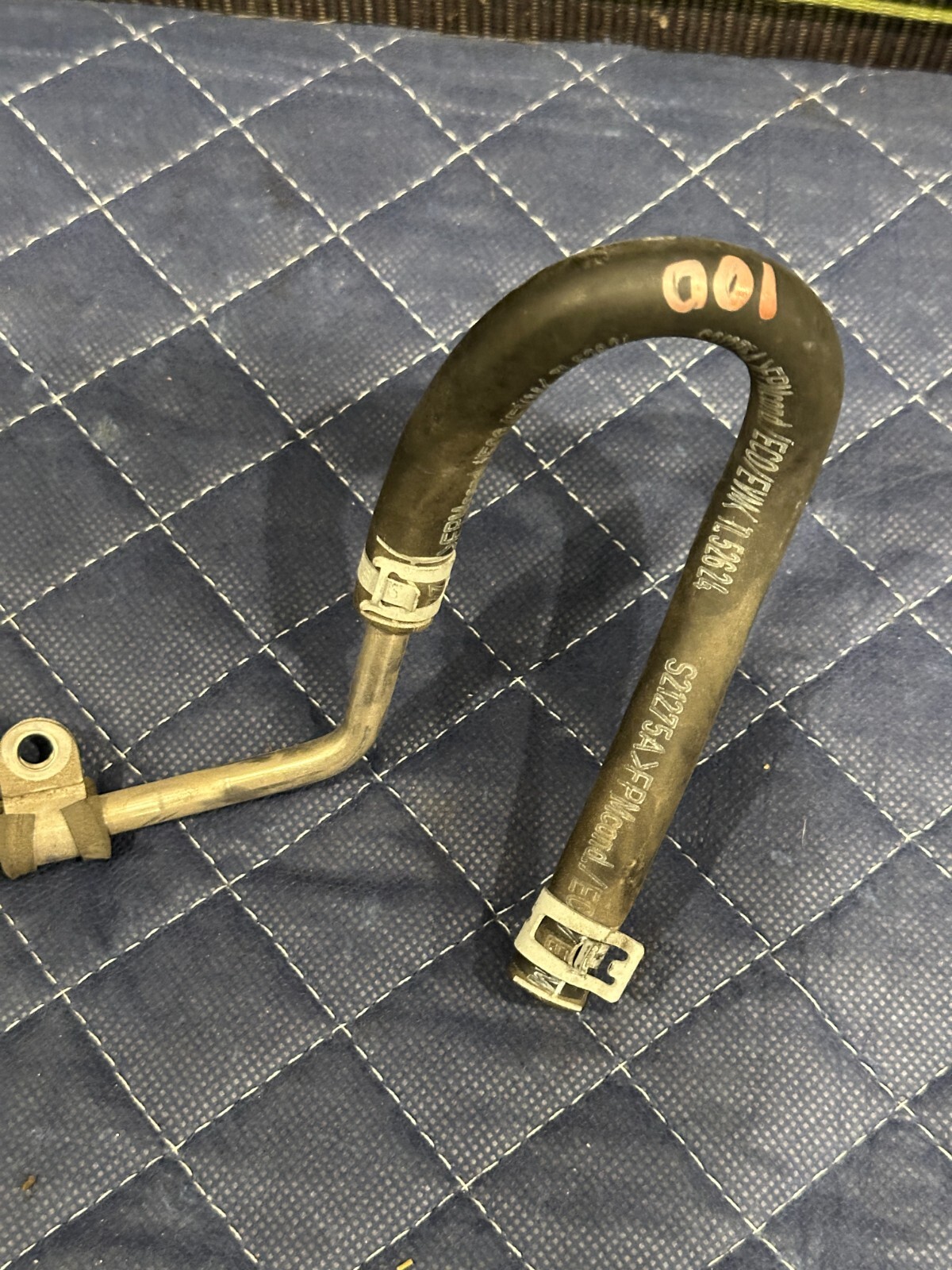 2017 2018 AUDI R8 PLUS FUEL LINE 4S0 201 215 b 4S0201215b