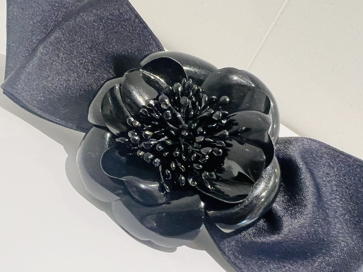 CHANEL Black Elegant camellia  Hair Barrette Chanel Camelia Hair Clip - Etsy main image 2