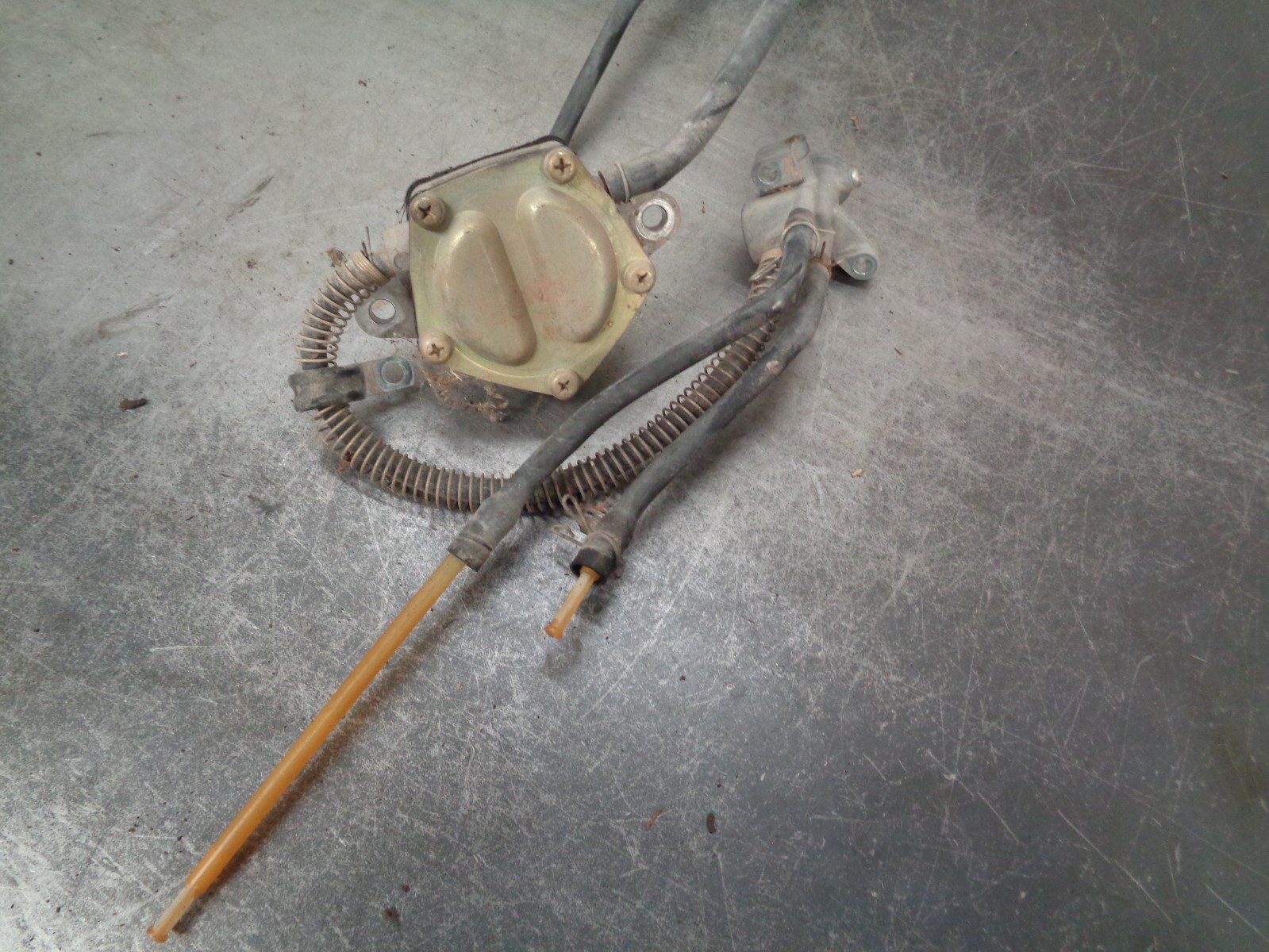 1987 87 Suzuki LT185 Quadsport LT 185 Body Engine Fuel Pump Injection