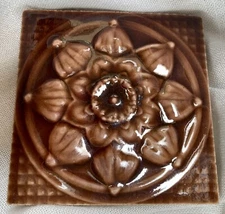 antique unused US Encaustic Tile Works Majolica 6x6 tile,  great raised design