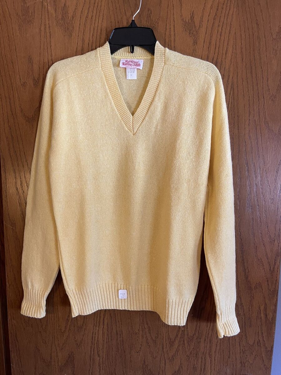 NWT Vintage Womens Fall River Knitting Mills Sweater Made In NWT Vintage Womens Fall River Knitting Mills Sweater Made In
