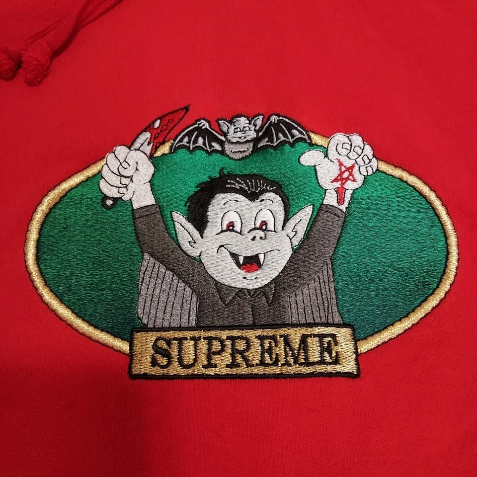 Sudadera con Capucha Supreme Vampire Boy Roja Mediana Bordada Raro Pullover Foto 3 de 4