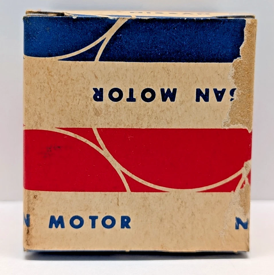 Genuine Nissan 720 Truck 21200-T8300 Thermostat 1982-1985 NOS Open Box - Image 3 of 4