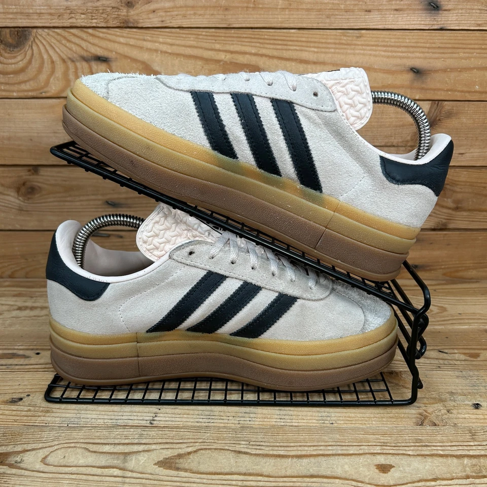 Adidas Trainers Womens Size UK 5 Originals Gazelle Bold Off White Black Shoes - Image 2 of 4