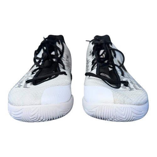 Size 10 - Nike Kyrie Flytrap 2 White Gold Black - Picture 4 of 11