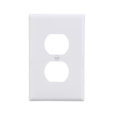 Eaton 1 -Gang Midsize Size White Polycarbonate Indoor Duplex Wall Plate