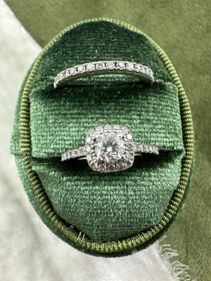 Vera Wang Love Collection! 14K Gold Diamond PAVE Halo Engagement