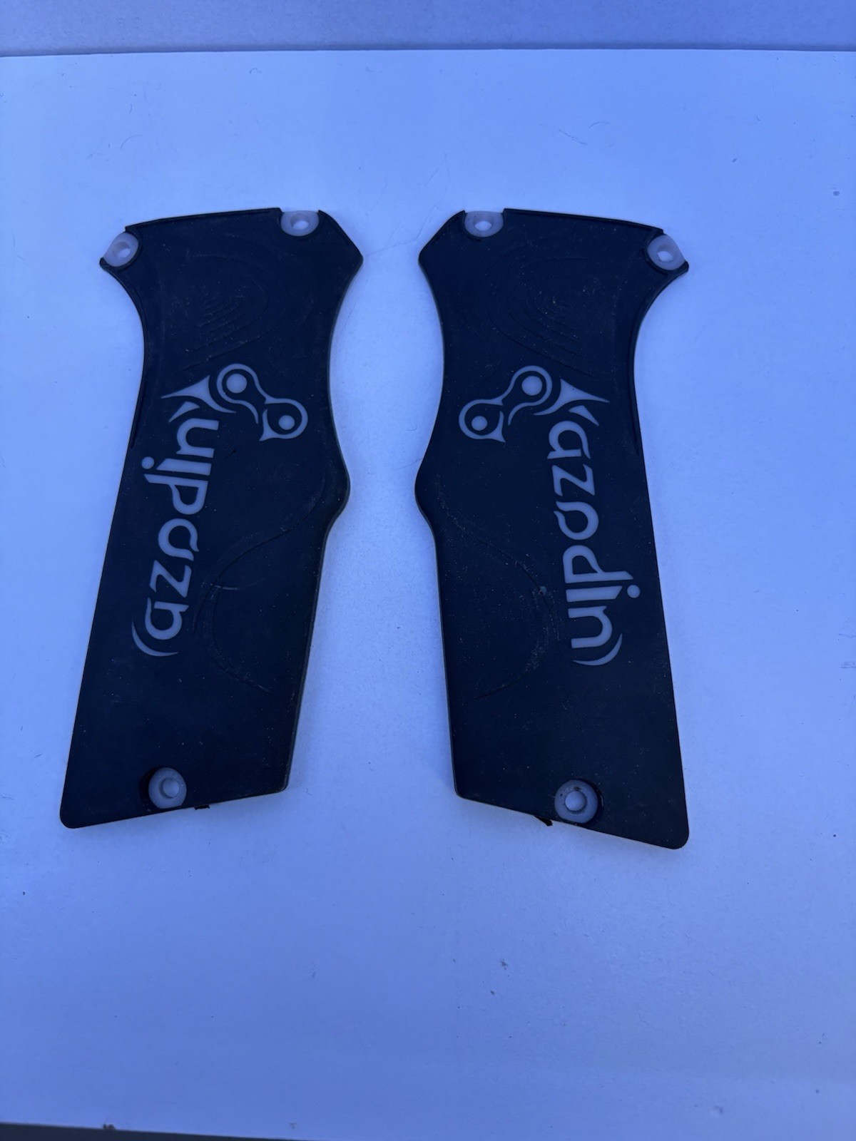 Azodin Blitz Evo 2 Grips