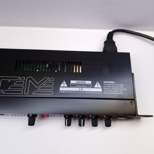 Zoom RFX 2200 Digital Reverb & Multi-effects unit (rack mountable) - Picture 5 of 11