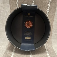 MasterClass Non-Stick Loose Base Deep 25cm (10") Round Cake Pan