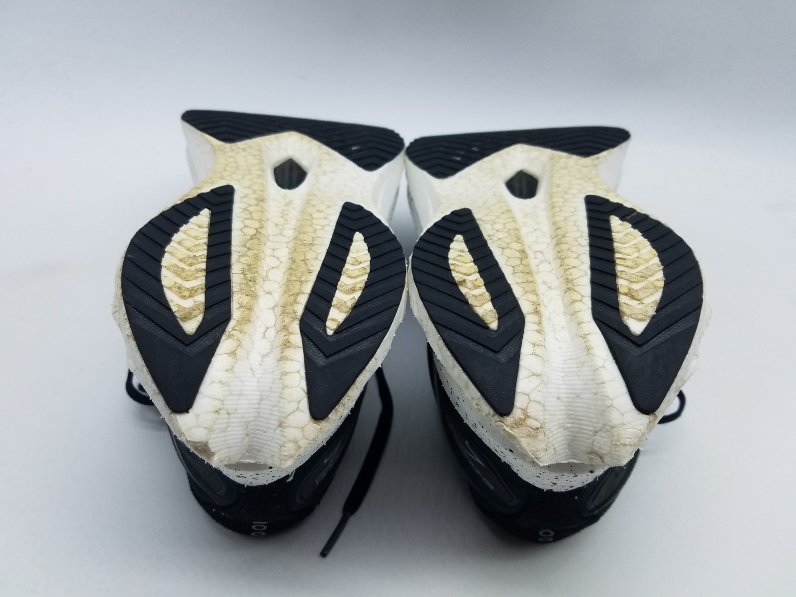 Saucony Endorphin Speed 4 Men's Size 9 Running Shoes Black Silver thumbnail 10