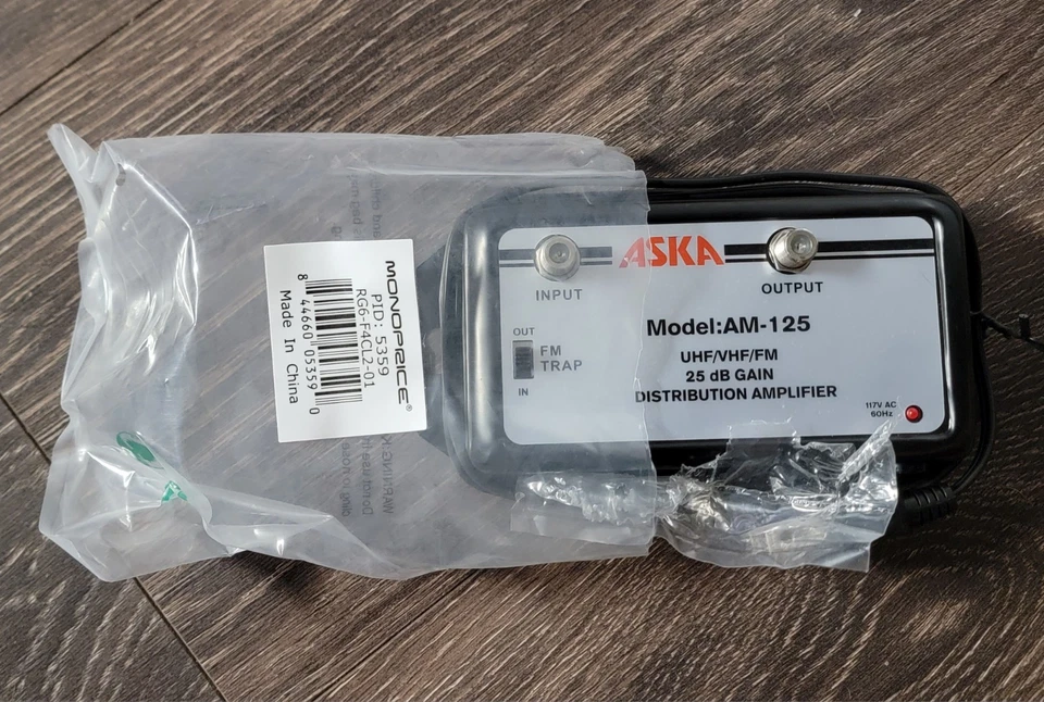 ASKA AM-125 UHF/VHF/FM TV Distribution Amplfier 25dB Gain - Image 4 of 4