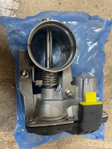 BRAND NEW GENUINE EXHAUST THROTTLE VALVE BODY VW AUDI SKODA SEAT TDi 5Q0253691H