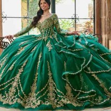 Emerald Princess Quinceanera Dress Luxury Gold Lace Applique Ball Gowns Sweet 16