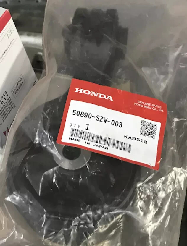 HONDA GENUINE STEP WGN SPADA Lower Torque Rod Mount 50890 - SZW