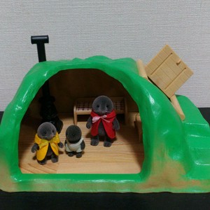 sylvanian families mole house
