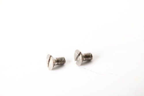 Zeuke TT repuesto para 545/11 BR 23 11 11 dos x tornillo avellanado (320317) | Zustand: Gebraucht