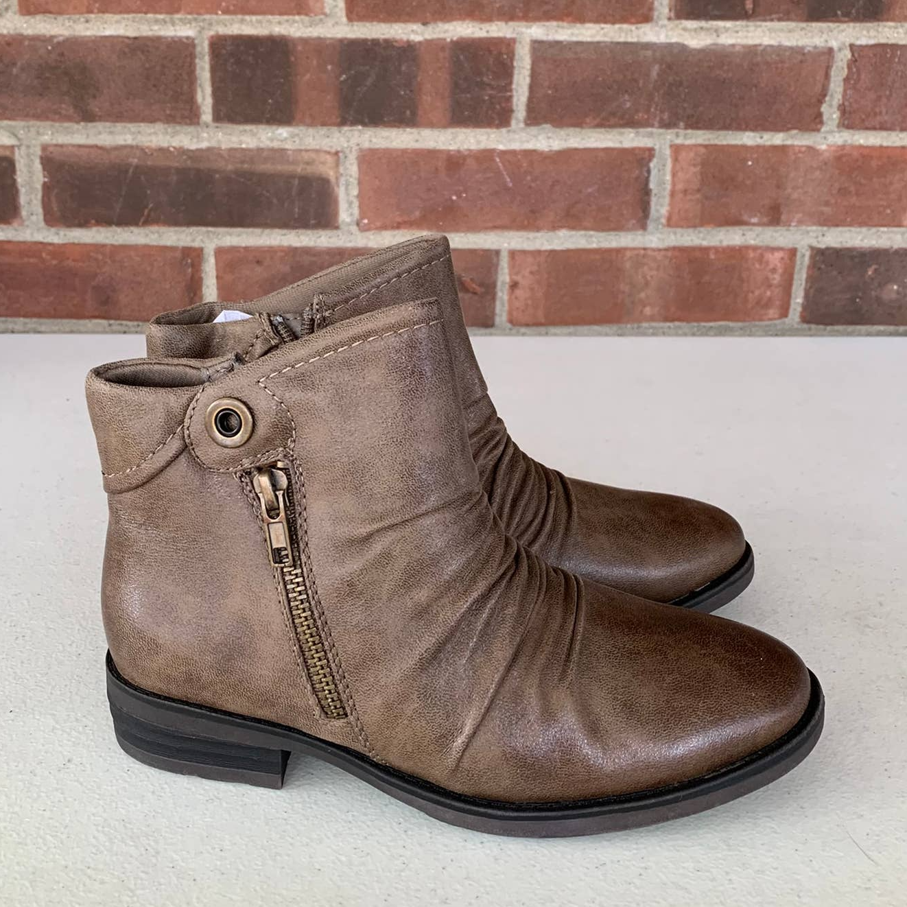 BareTraps Anila Taupe Almond Toe Block 