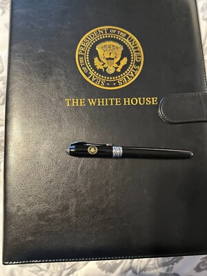 President Seal White House Notebook Set with President Trump signature Pen