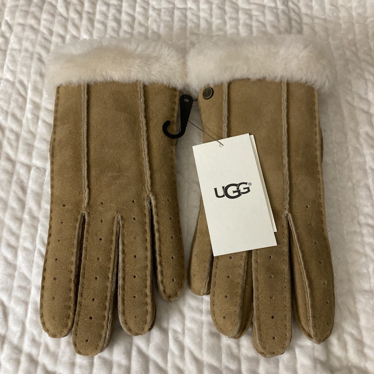 UGG Womenu0026#039;s Sheepskin Perforated Vent Gloves~Size Small~Color  Chestnut~$155 NWT! | eBay